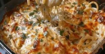 Cheesy Baked Chicken Alfredo Pasta